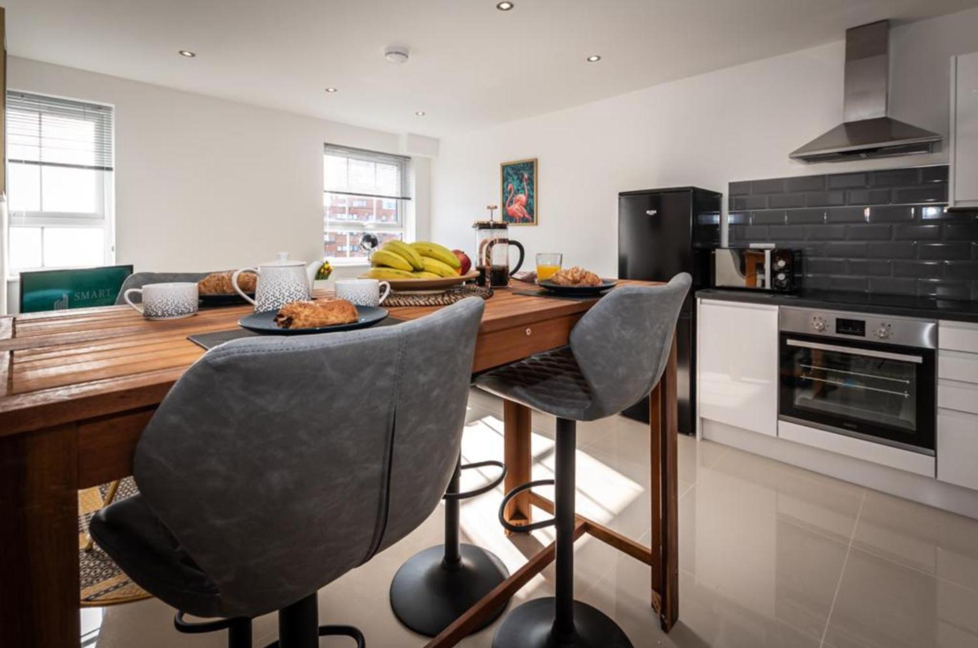 Relaxing Atlantic Mansions By Smart Apartments Short Lets & Serviced Accommodation Apartment Southampton With Free Wifi Exteriér fotografie